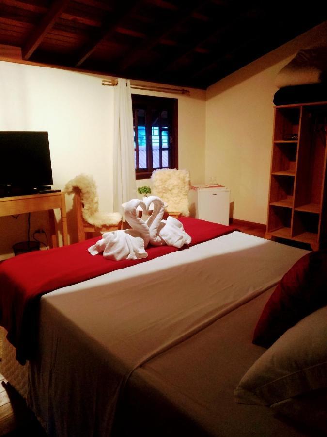 グラマドFloresta Hospedagemアパートメント エクステリア 写真